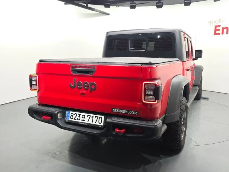 2023 Jeep Gladiator с пробегом 36 584 км
