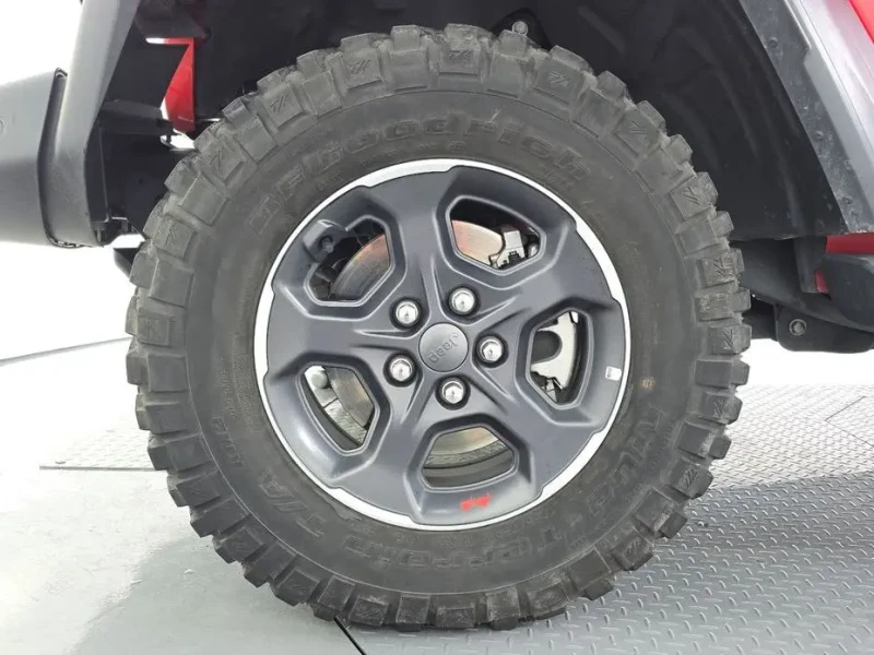 2023 Jeep Gladiator с пробегом 36 584 км