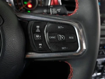 2023 Jeep Gladiator с пробегом 36 584 км