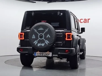 2024 Jeep Wrangler с пробегом 13 223 км