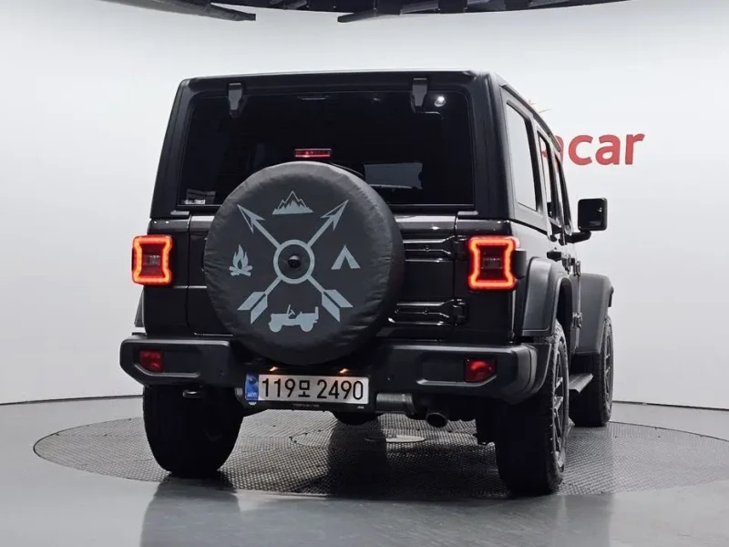 2024 Jeep Wrangler с пробегом 13 223 км