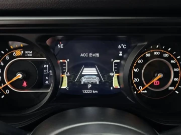 2024 Jeep Wrangler с пробегом 13 223 км