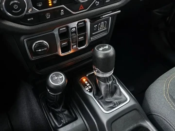 2024 Jeep Wrangler с пробегом 13 223 км