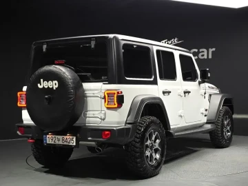 2023 Jeep Wrangler с пробегом 21 684 км
