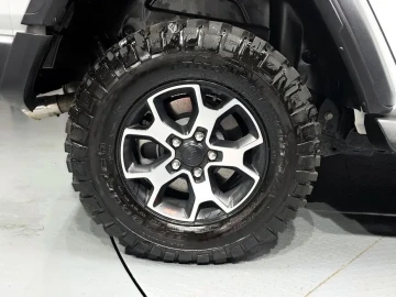2023 Jeep Wrangler с пробегом 21 684 км