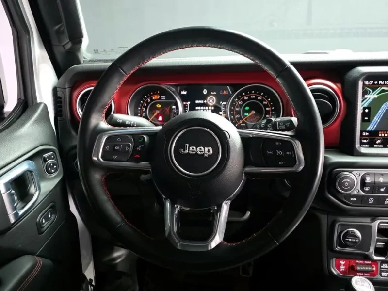 2023 Jeep Wrangler с пробегом 21 684 км