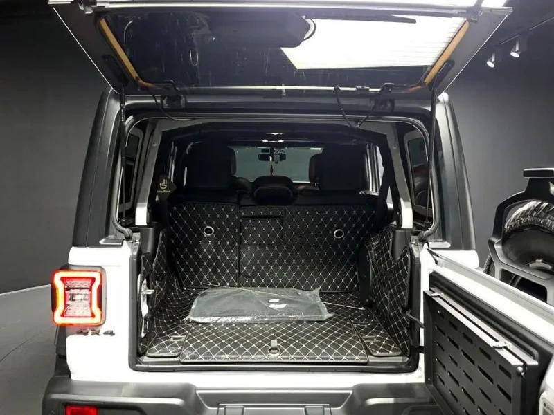 2023 Jeep Wrangler с пробегом 21 684 км