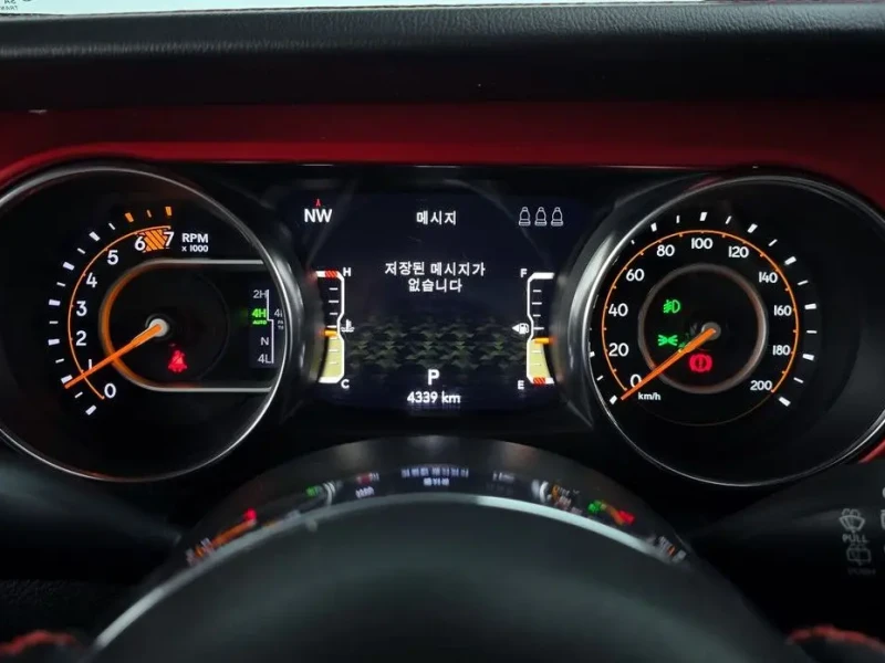 2023 Jeep Wrangler с пробегом 4 339 км