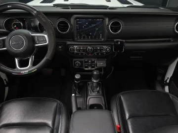2022 Jeep Wrangler с пробегом 63 345 км