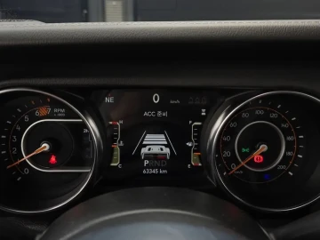 2022 Jeep Wrangler с пробегом 63 345 км