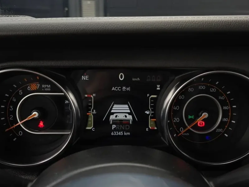 2022 Jeep Wrangler с пробегом 63 345 км