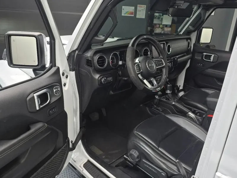 2022 Jeep Wrangler с пробегом 63 345 км
