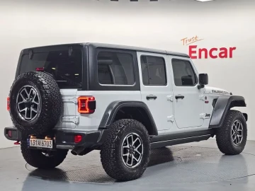 2024 Jeep Wrangler с пробегом 21 299 км