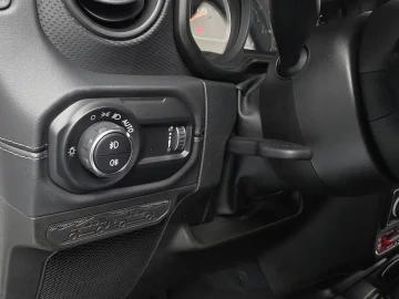 2024 Jeep Wrangler с пробегом 21 299 км