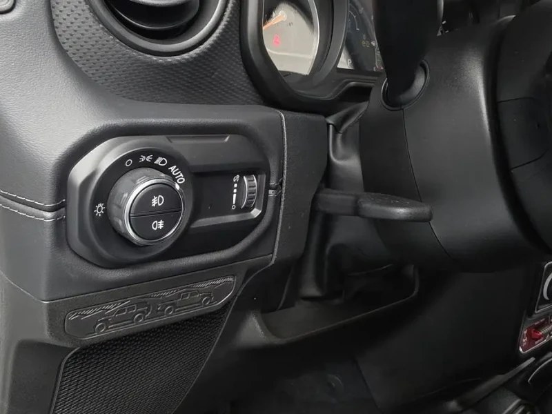 2024 Jeep Wrangler с пробегом 21 299 км