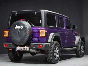 2023 Jeep Wrangler с пробегом 10 890 км