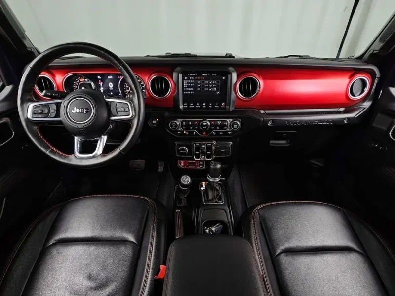 2023 Jeep Wrangler с пробегом 10 890 км
