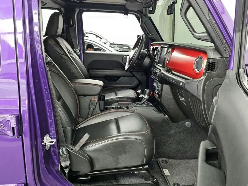 2023 Jeep Wrangler с пробегом 10 890 км