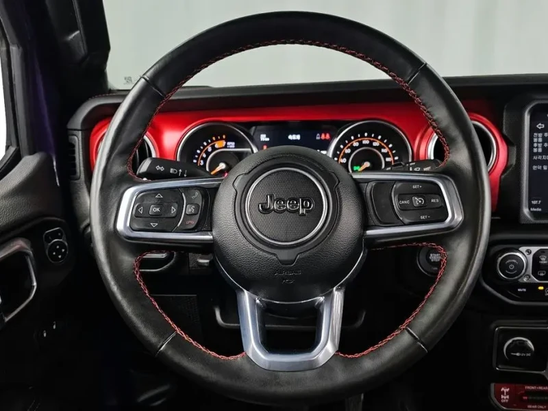 2023 Jeep Wrangler с пробегом 10 890 км