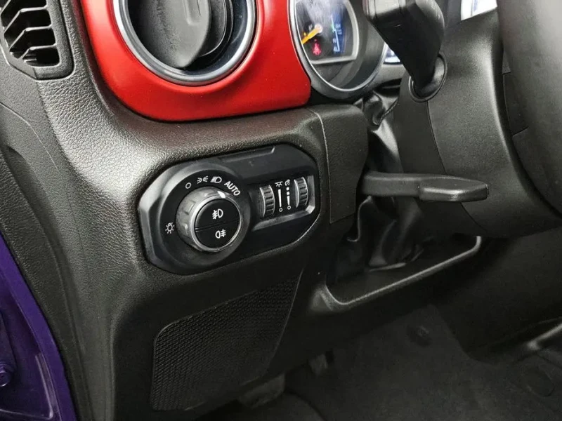 2023 Jeep Wrangler с пробегом 10 890 км