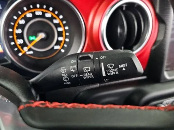 2023 Jeep Wrangler с пробегом 10 890 км