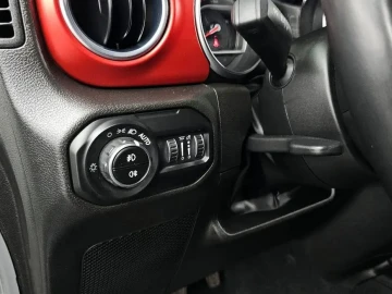 2022 Jeep Wrangler с пробегом 29 516 км