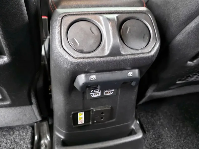 2022 Jeep Wrangler с пробегом 94 596 км