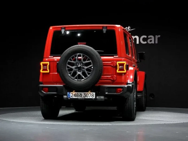 2024 Jeep Wrangler с пробегом 12 213 км