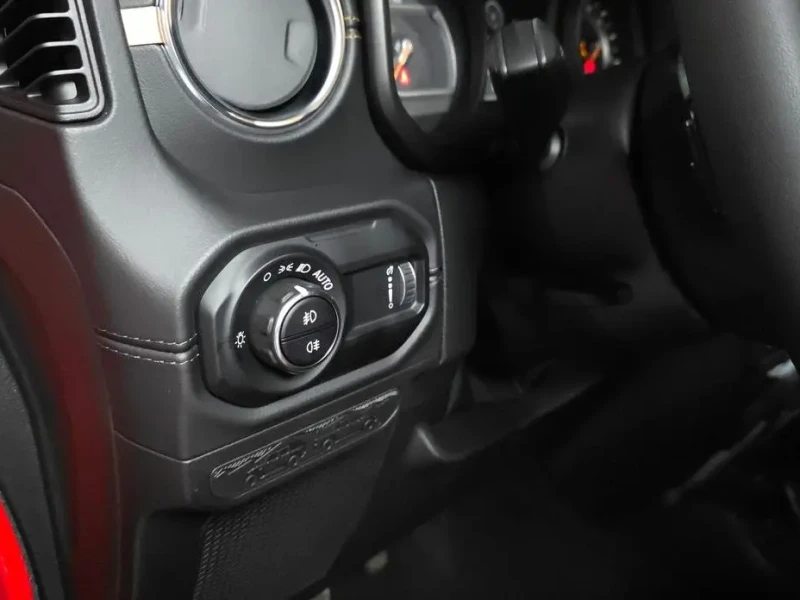 2024 Jeep Wrangler с пробегом 12 213 км