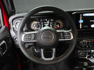 2024 Jeep Wrangler с пробегом 12 213 км