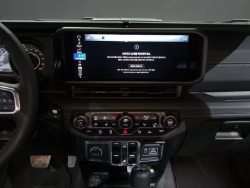 2024 Jeep Wrangler с пробегом 12 213 км