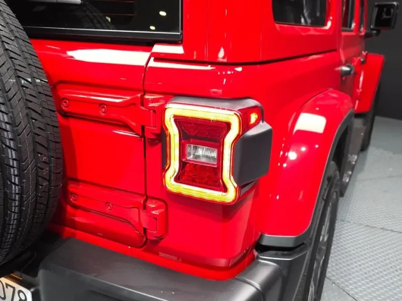 2024 Jeep Wrangler с пробегом 12 213 км