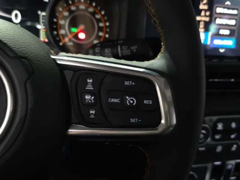2024 Jeep Wrangler с пробегом 12 213 км