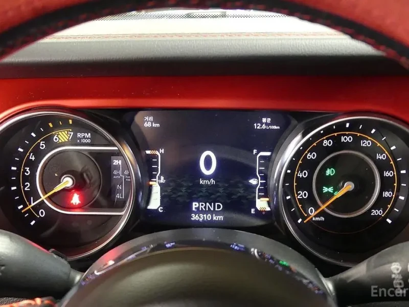 2023 Jeep Wrangler с пробегом 36 000 км