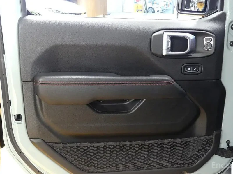 2023 Jeep Wrangler с пробегом 36 000 км
