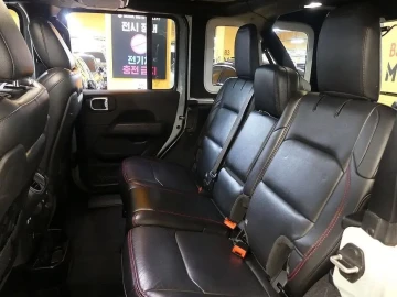 2023 Jeep Wrangler с пробегом 36 000 км