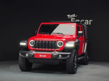2024 Jeep Wrangler с пробегом 15 824 км
