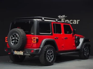 2024 Jeep Wrangler с пробегом 15 824 км