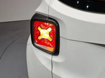 2021 Jeep Renegade с пробегом 25 817 км