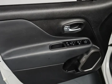 2021 Jeep Renegade с пробегом 25 817 км