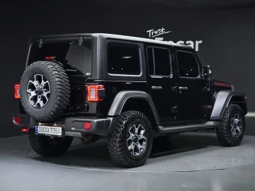 2023 Jeep Wrangler с пробегом 40 053 км