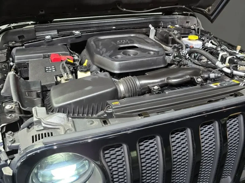2023 Jeep Wrangler с пробегом 40 053 км