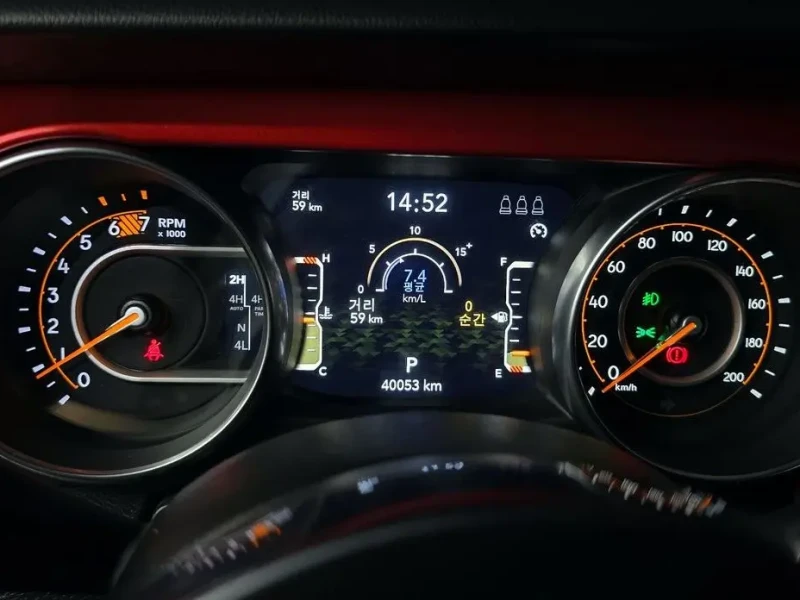 2023 Jeep Wrangler с пробегом 40 053 км