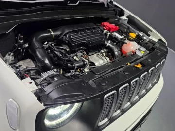 2023 Jeep Renegade с пробегом 12 352 км