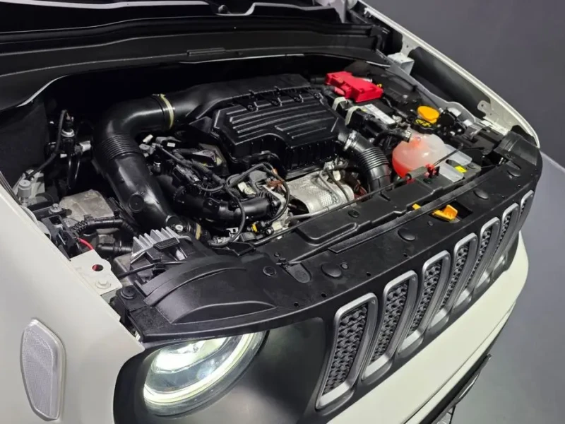 2023 Jeep Renegade с пробегом 12 352 км