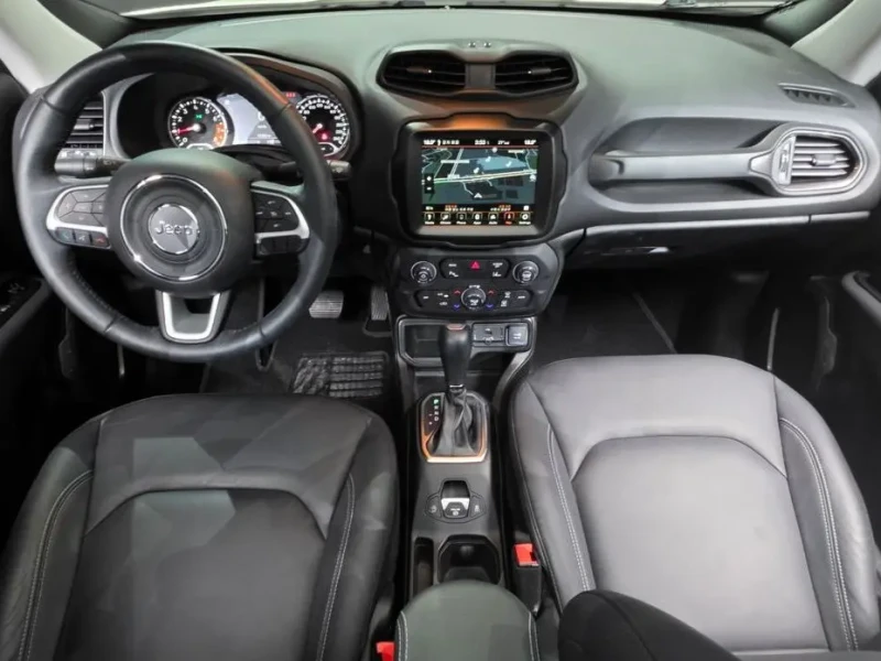 2023 Jeep Renegade с пробегом 12 352 км
