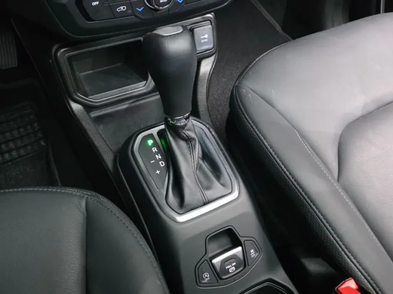 2023 Jeep Renegade с пробегом 12 352 км