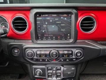 2022 Jeep Wrangler с пробегом 30 039 км
