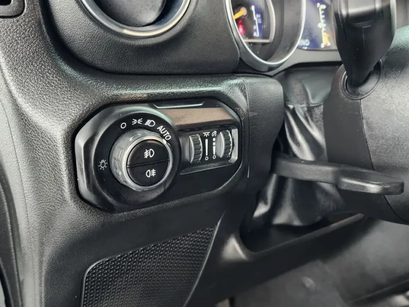 2022 Jeep Wrangler с пробегом 19 655 км