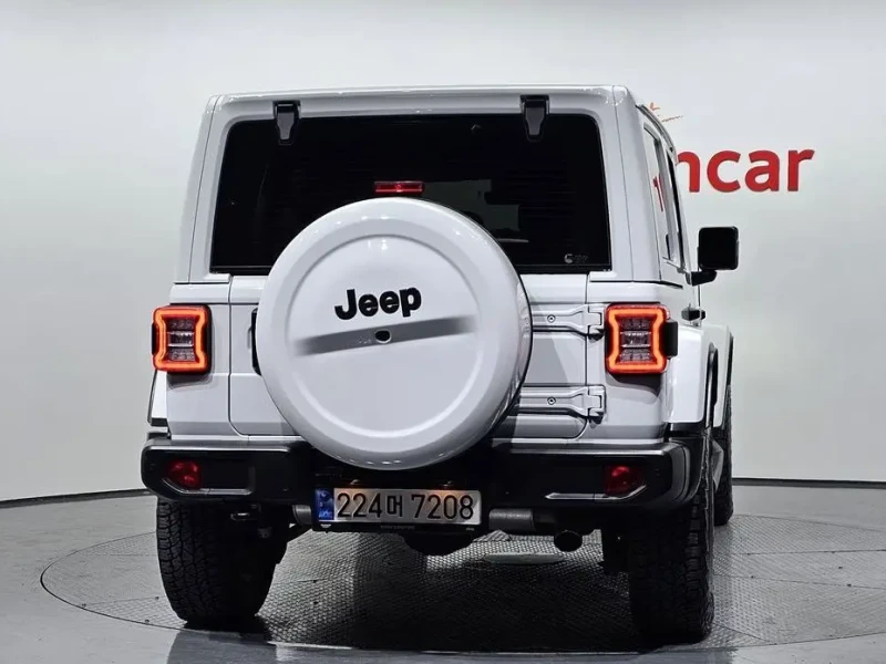 2023 Jeep Wrangler с пробегом 78 097 км